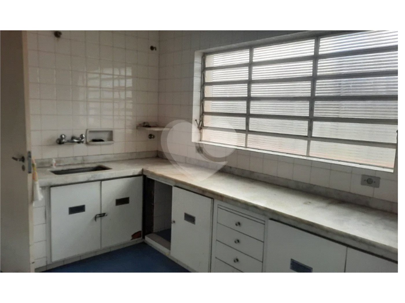 Casa à venda com 2 quartos, sendo 1 suíte,  no Centro, Itu, SP