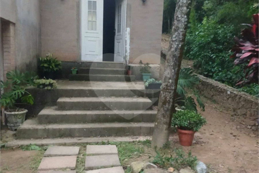 Casa à venda com 3 quartos, sendo 1 suíte, em Serra da Cantareira, Mairiporã, SP