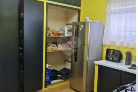 Casa à venda com 3 quartos em Vila Ipojuca, São Paulo, SP
