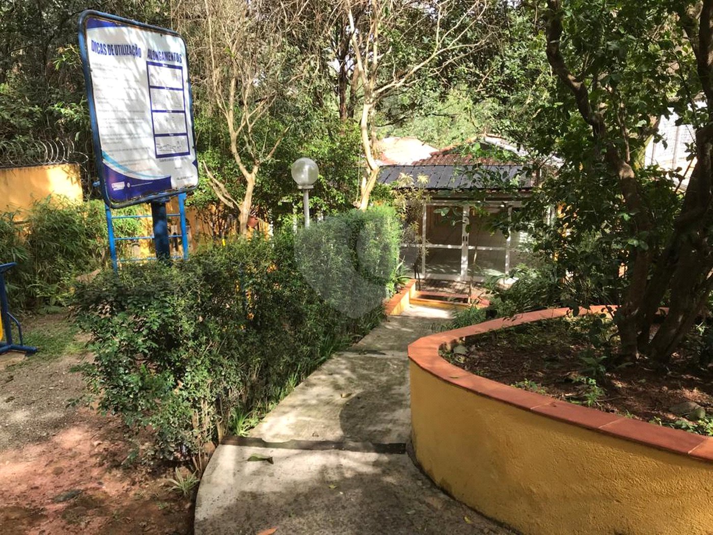 Casa à venda com 2 suítes no condomínio Vilagio Viccino, São Paulo - SP