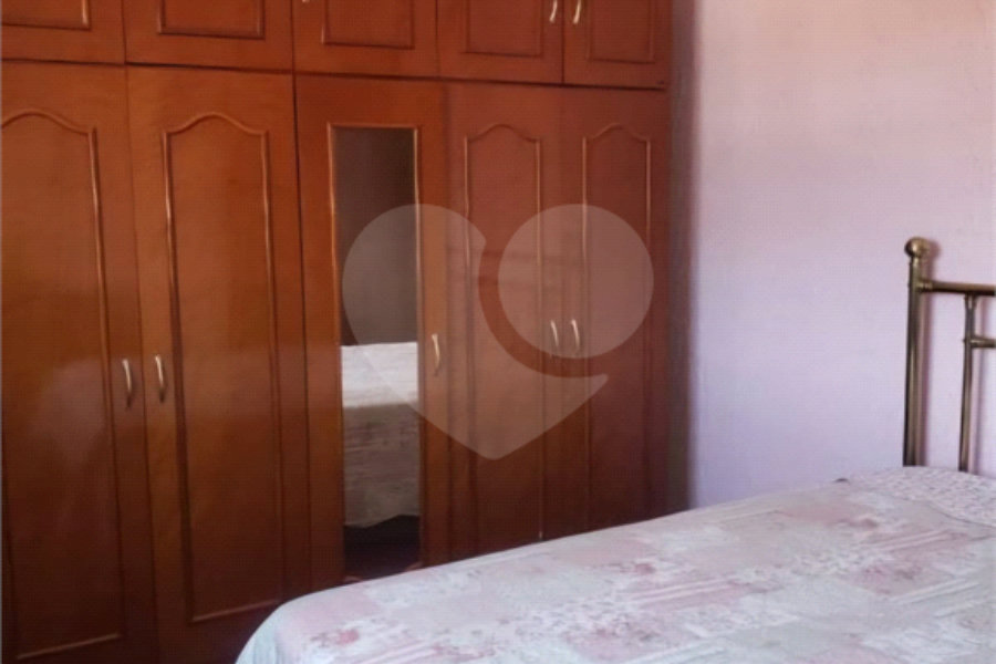 Sobrado à venda com 3 quartos, sendo 1 suíte, em Tremembé, São Paulo, SP