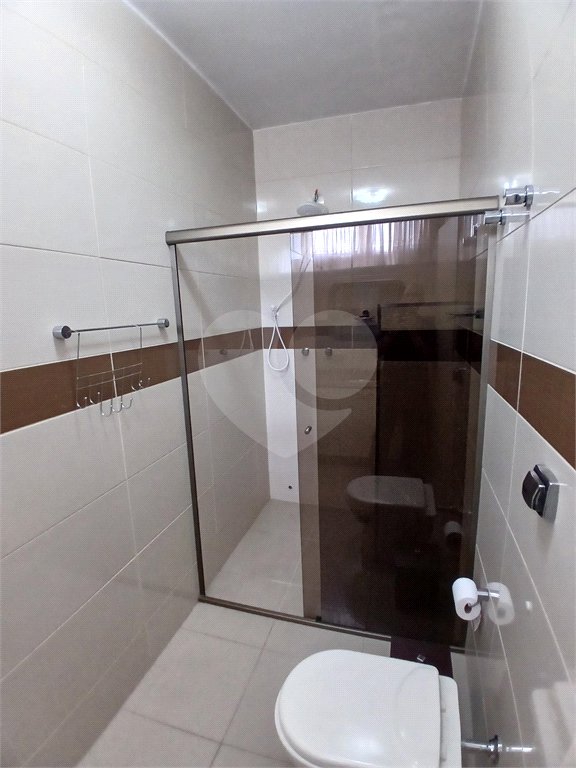 Sobrado à venda com 4 quartos, sendo 2 suítes, em Jardim Leonor, São Paulo, SP