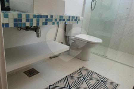 Casa à venda com 5 quartos, sendo 4 suítes, no condomínio Sol Vinhedo, Vinhedo - SP