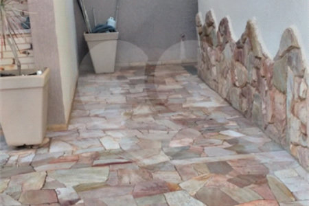Casa à venda com 3 quartos, sendo 2 suítes, em Vila Harmonia, Araraquara, SP