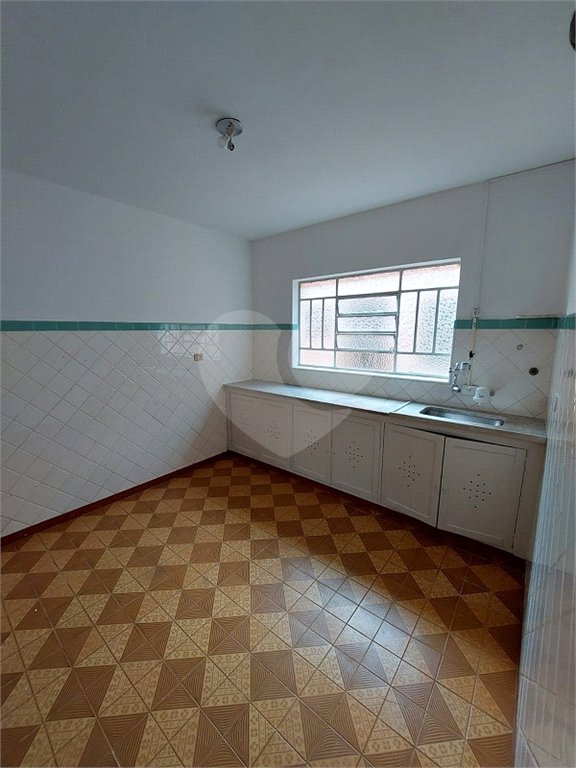 Sobrado à venda com 3 quartos em Vila Gumercindo, São Paulo, SP