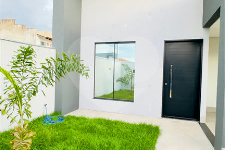 Casa à venda com 3 quartos, sendo 1 suíte, em Jardim das Palmeiras, Cuiabá, MT