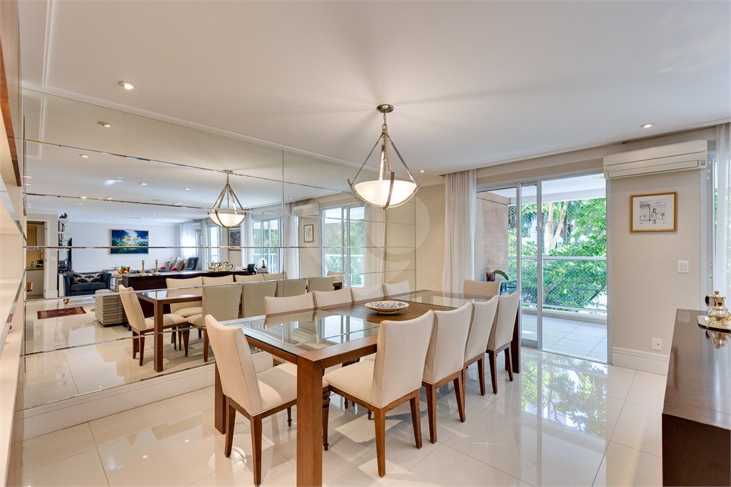 Apartamento à venda com 3 suítes em Granja Julieta, São Paulo, SP