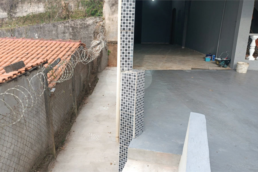 Sobrado para alugar com 3 quartos, sendo 1 suíte, em Roseira, Mairiporã, SP