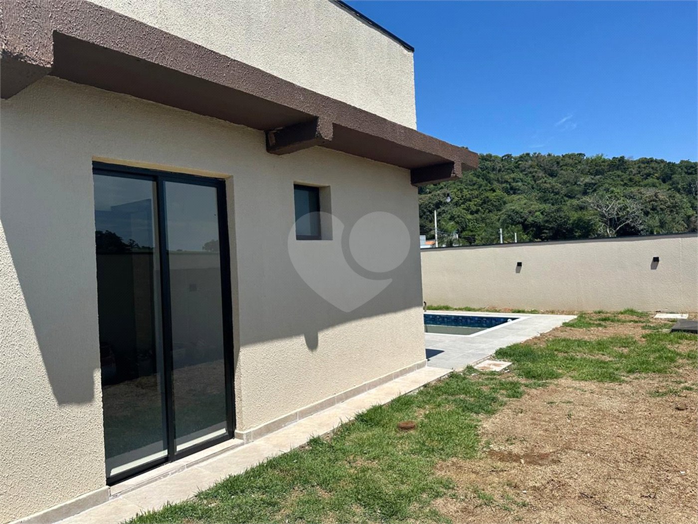 Casa à venda com 3 quartos, sendo 1 suíte, em Jardim Paraíso da Usina, Atibaia, SP