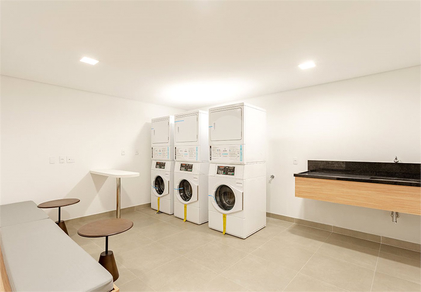 Apartamento à venda com 3 quartos, sendo 1 suíte, em Vila Guarani (z Sul), São Paulo, SP