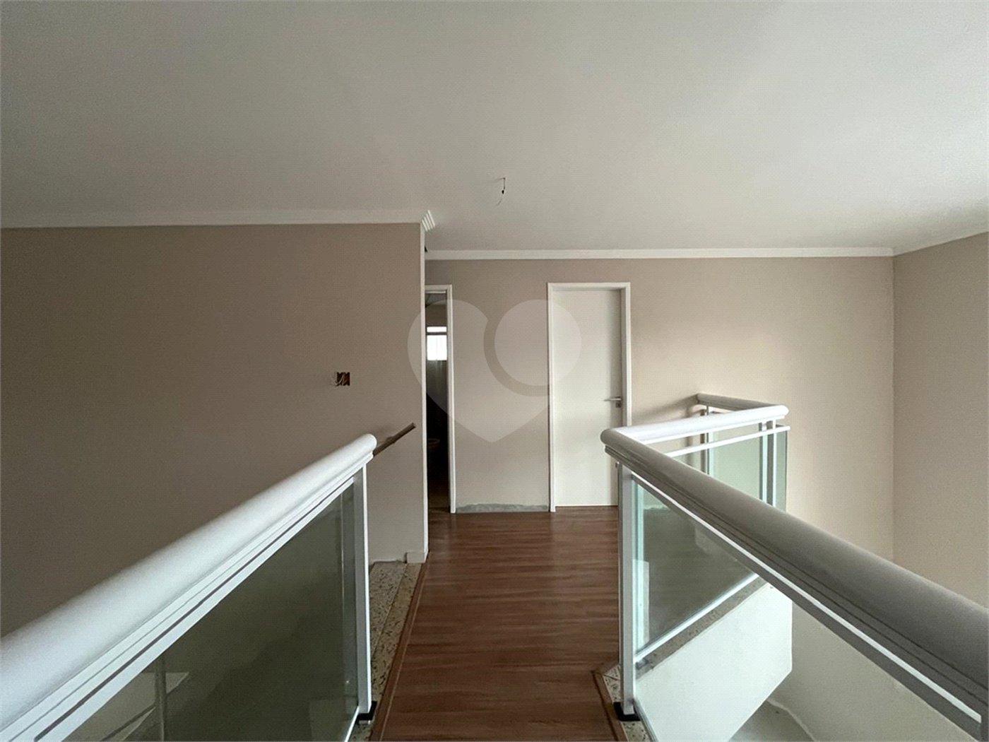 Casa à venda com 4 quartos, sendo 2 suítes, no condomínio Pedra Mar, Rio de Janeiro - RJ