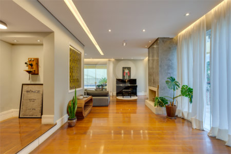 Casa Térrea à venda com 4 suítes em Jardim Marajoara, São Paulo, SP