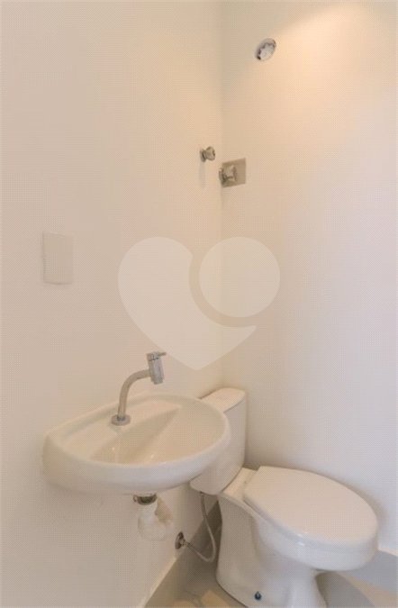 Apartamento à venda com 3 quartos, sendo 1 suíte,  em Santa Cecília, São Paulo, SP