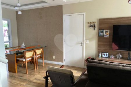 Casa à venda com 3 quartos, sendo 1 suíte, no condomínio Vida Verde 1, Suzano - SP