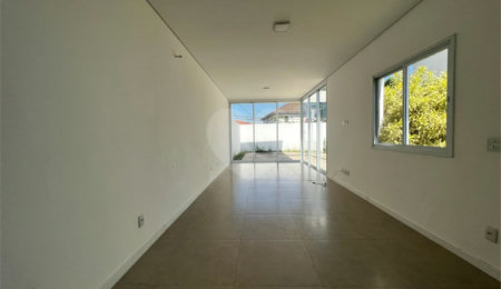 Casa à venda com 3 quartos, sendo 1 suíte,  em Jardim Semiramis, Cotia, SP