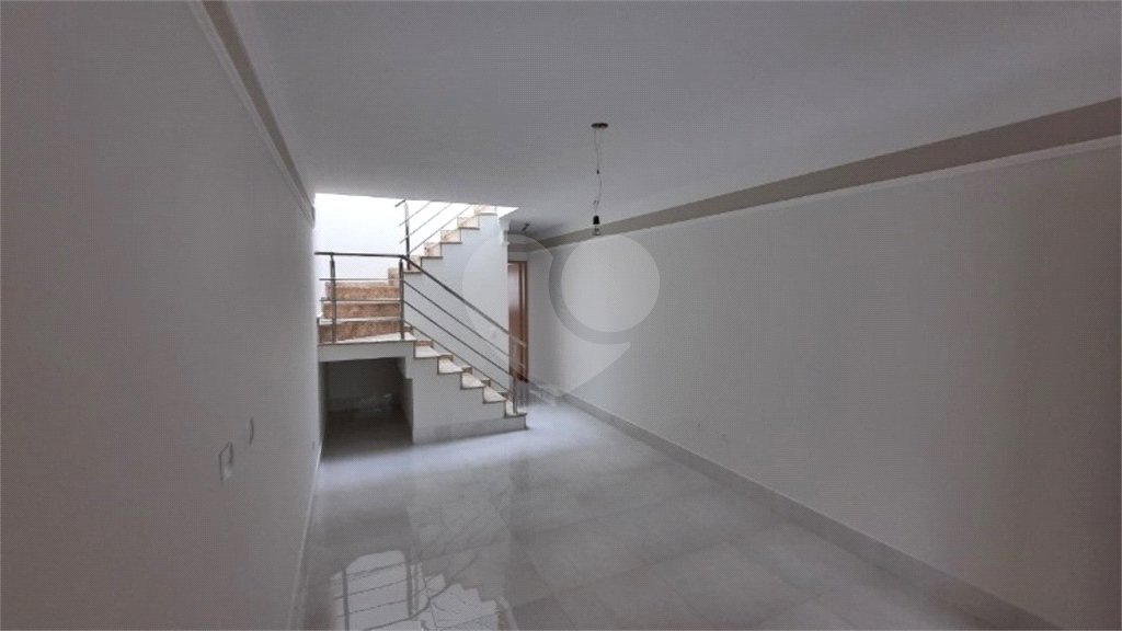 Casa à venda com 3 suítes no condomínio Residencial Gaya, São Paulo - SP