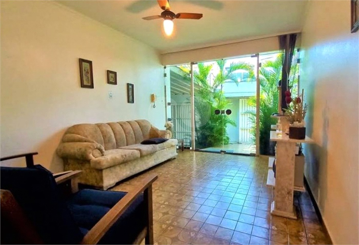 Sobrado à venda 241m² na Vila Mariana 04 dormitórios, 01 suíte e 03 vagas.