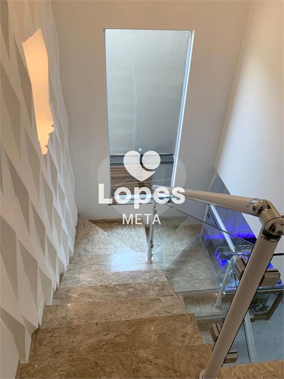Casa à venda com 3 quartos, sendo 1 suíte,  no condomínio Residencial São José, Taubaté - SP