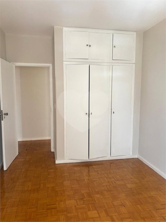 Apartamento à venda ou para alugar com 4 quartos, sendo 1 suíte, no Centro, Ribeirão Preto, SP