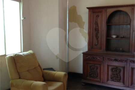 Casa à venda com 4 quartos, sendo 1 suíte,  em Jardim Petrópolis, São Paulo, SP