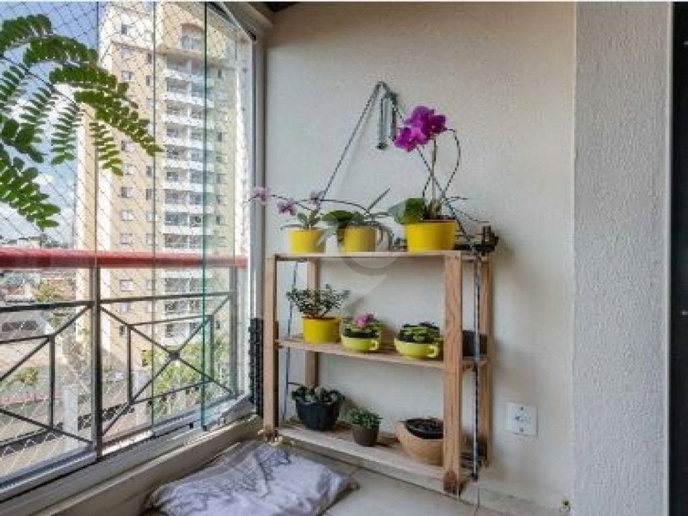 Apartamento à venda com 3 quartos, sendo 1 suíte,  em Jardim Monte Kemel, São Paulo, SP