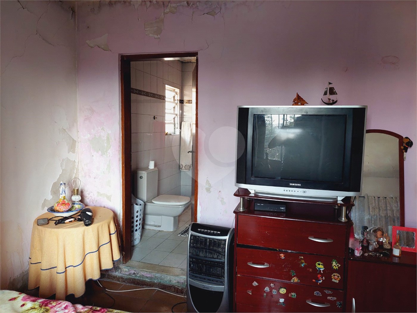 Sobrado à venda com 4 quartos, sendo 2 suítes,  em Vila Leopoldina, São Paulo, SP