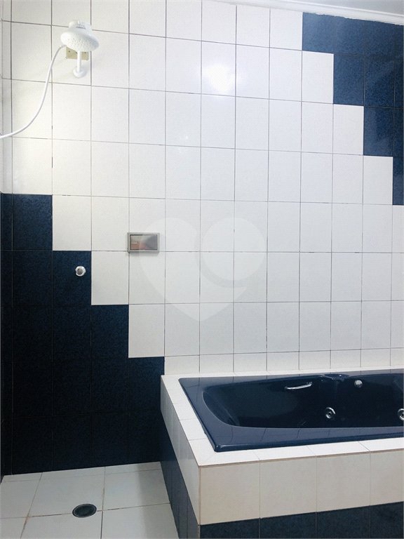 Sobrado à venda com 3 quartos, sendo 1 suíte, em Vila Romero, São Paulo, SP