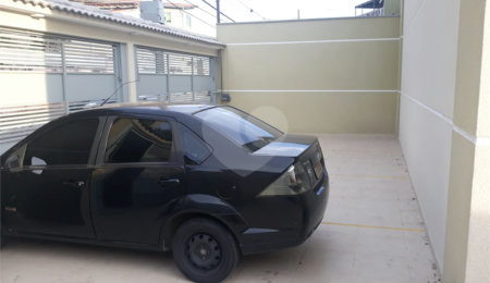 Casa à venda com 2 suítes no condomínio Casa de Pedra, São Paulo - SP