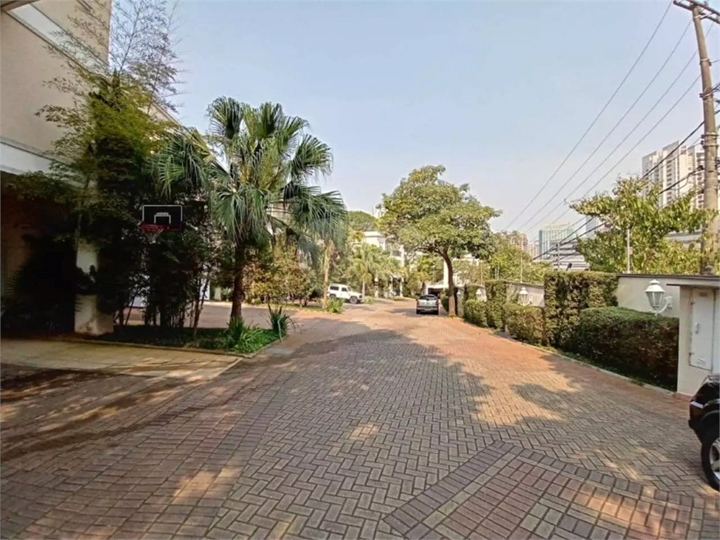 Casa à venda com 3 suítes no condomínio Solares Vila Europa, São Paulo - SP