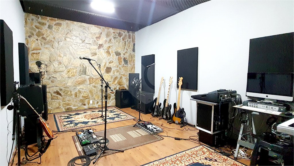 Casa à venda com 3 quartos, sendo 1 suíte, em Ribeirânia, Ribeirão Preto, SP