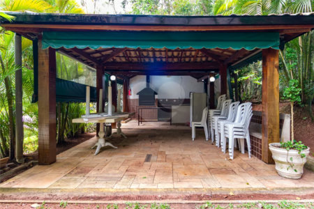 Apartamento à venda com 3 quartos, sendo 1 suíte, em Vila Andrade, São Paulo, SP