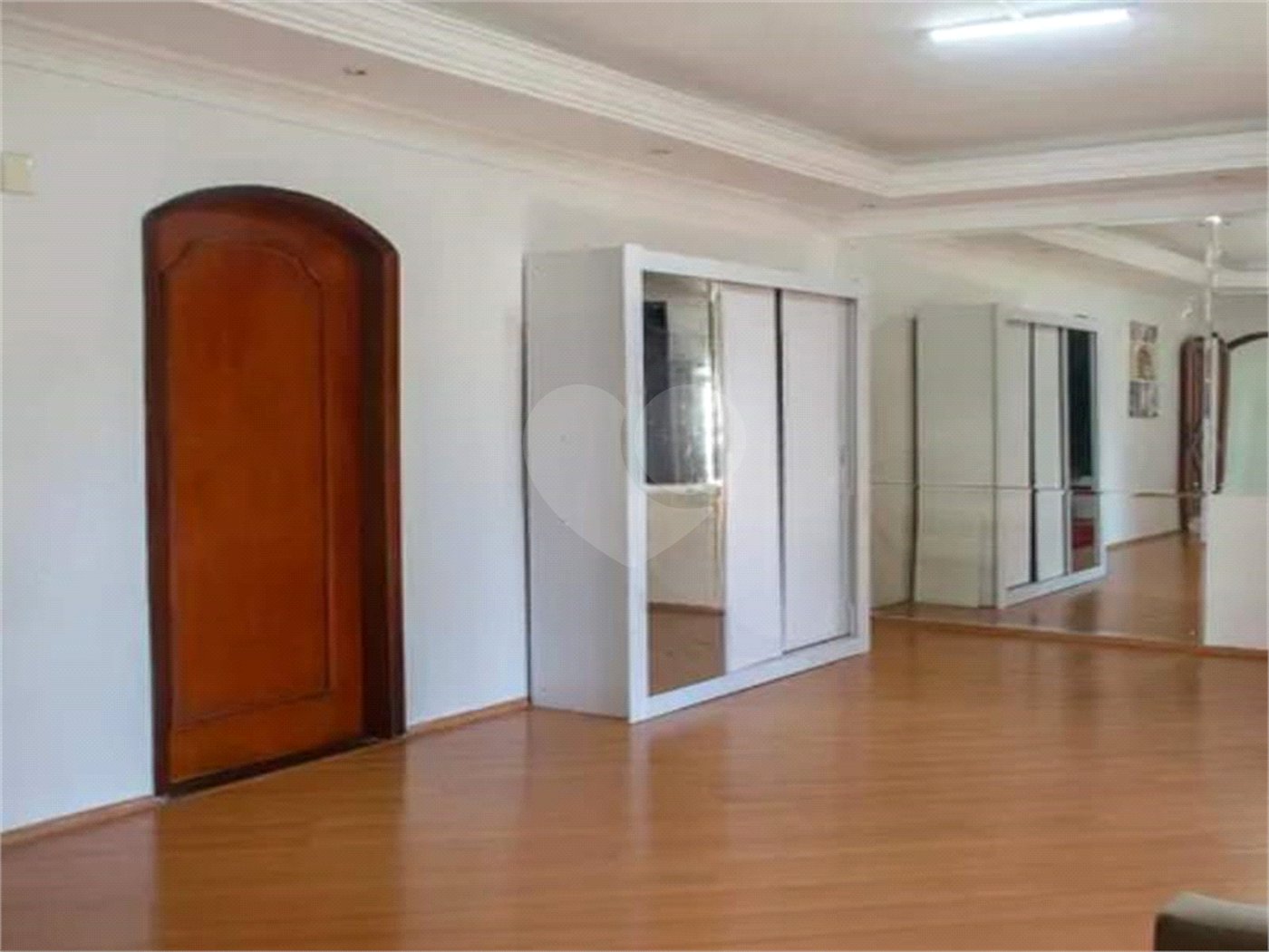 Sobrado à venda com 3 quartos, sendo 1 suíte, em Vila Nova Cachoeirinha, São Paulo, SP
