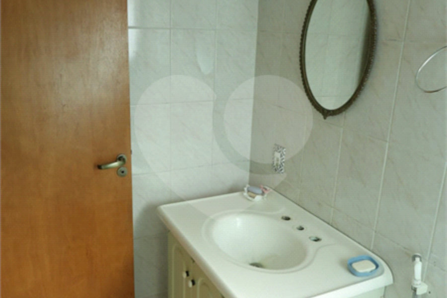 Casa à venda com 3 suítes no condomínio Parque Imperial da Cantareira, Mairiporã - SP