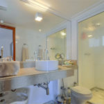 Casa à venda com 5 quartos, sendo 4 suítes, no condomínio Espaço Mobile - Real Parque, São Paulo - SP