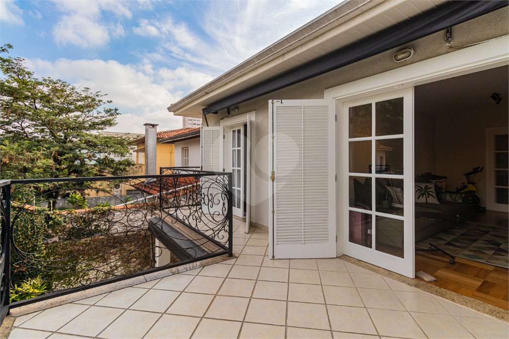 Casa à venda com 4 quartos, sendo 3 suítes, em Brooklin, São Paulo, SP