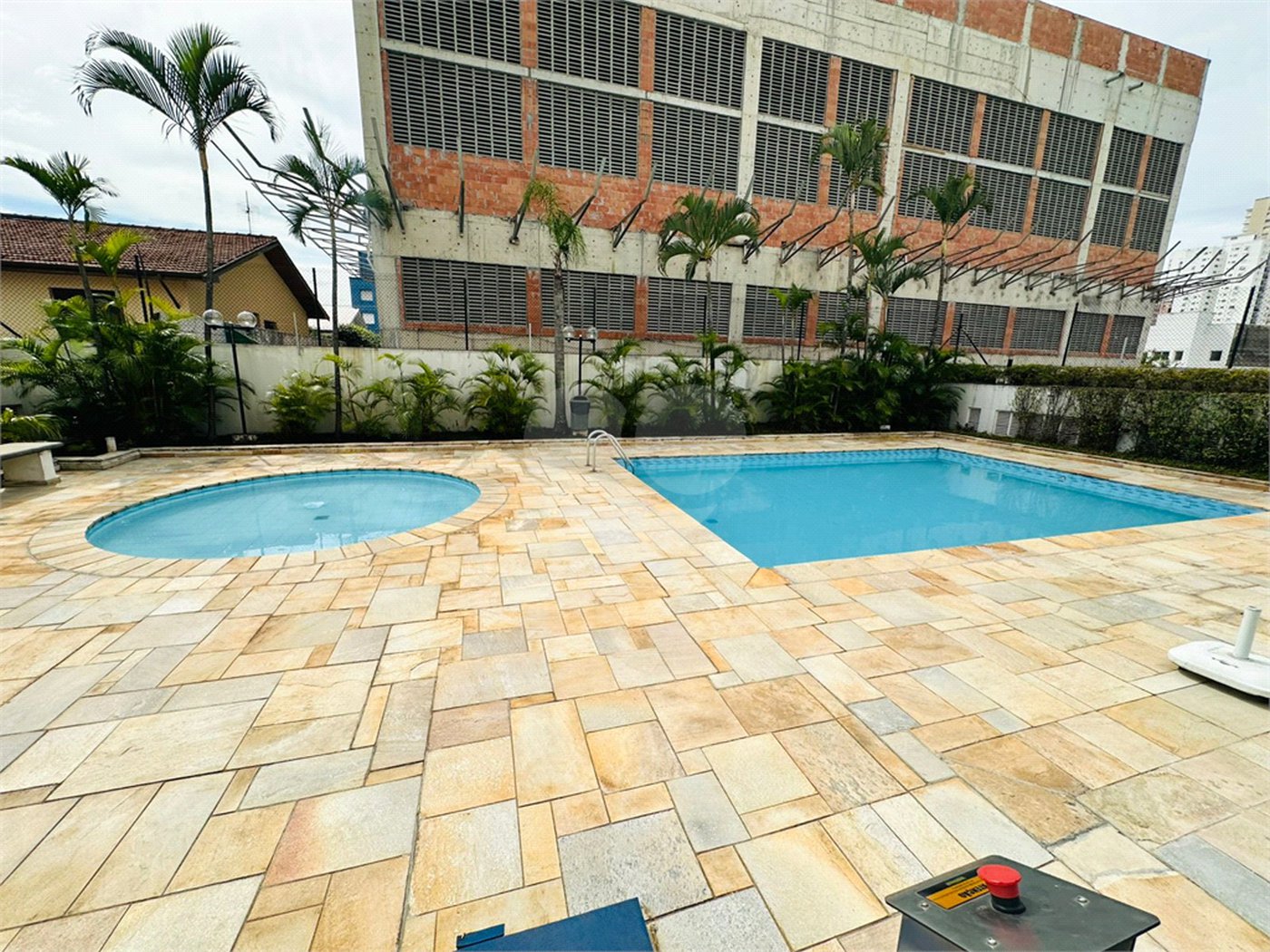 Apartamento à venda com 2 quartos, sendo 1 suíte,  em Cidade Monções, São Paulo, SP
