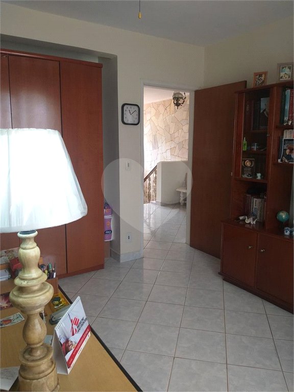 Casa à venda com 4 quartos, sendo 3 suítes, no condomínio São Joaquim, Vinhedo - SP
