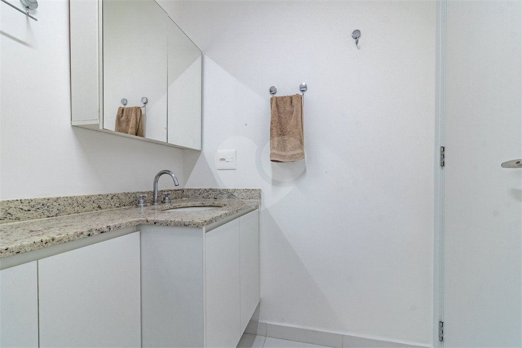 Apartamento à venda com 3 quartos, sendo 1 suíte,  em Perdizes, São Paulo, SP