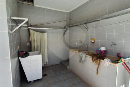 Casa à venda ou para alugar com 4 quartos, sendo 2 suítes,  em Santa Rosa, Vinhedo, SP
