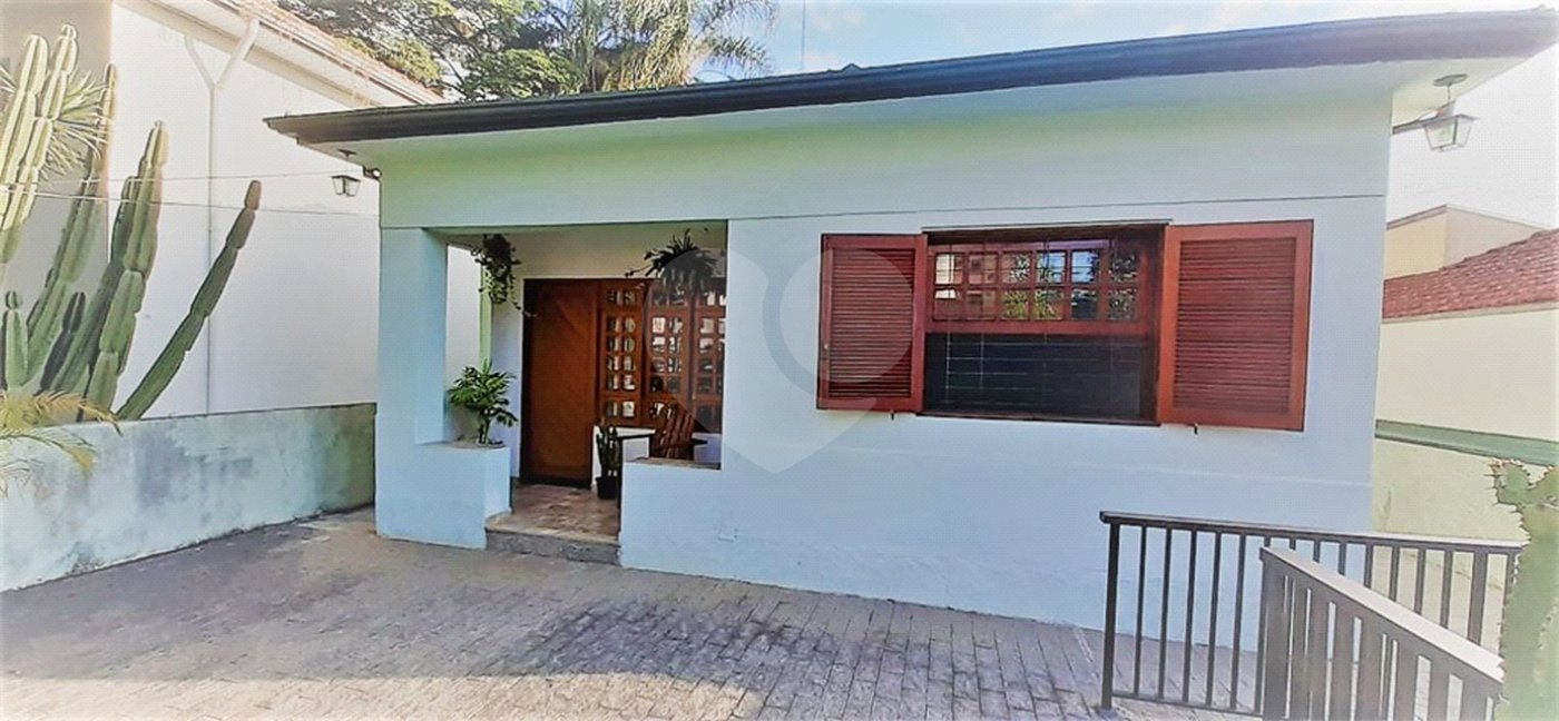 Sobrado à venda com 3 quartos em Água Fria, São Paulo, SP
