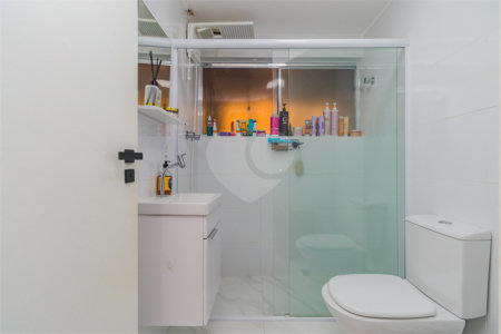 Apartamento à venda com 3 quartos, sendo 1 suíte, em Alto da Boa Vista, São Paulo, SP