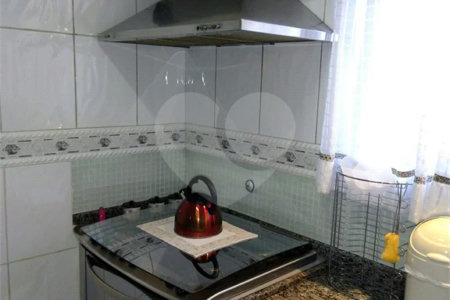Casa à venda com 3 quartos, sendo 1 suíte, em Parque Vitória, São Paulo, SP