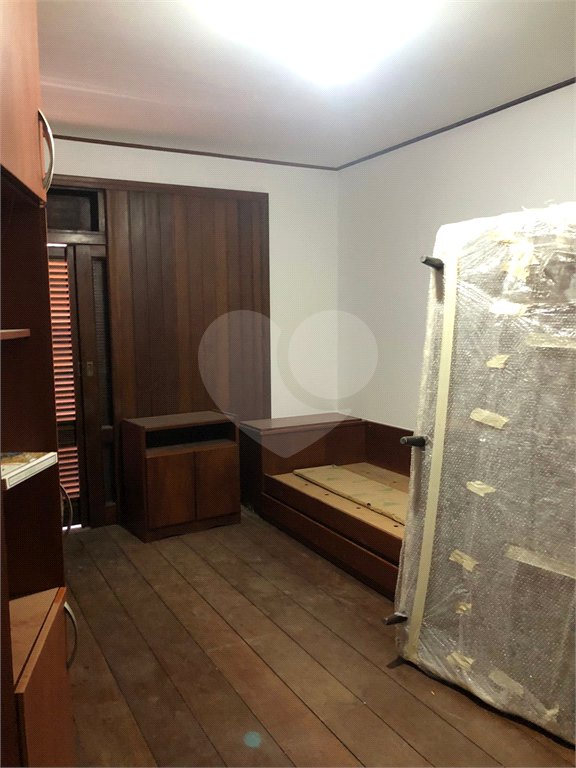 Sobrado à venda com 3 quartos, sendo 1 suíte, em Vila Trujillo, Sorocaba, SP