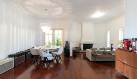 Casa à venda com 4 quartos, sendo 2 suítes,  no condomínio Vila das Flores, São Paulo - SP