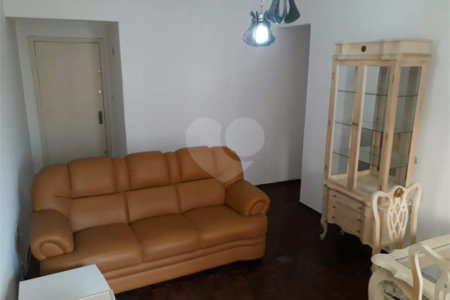 Apartamento para locação na Saúde de 80m² com 2 dormitórios.
