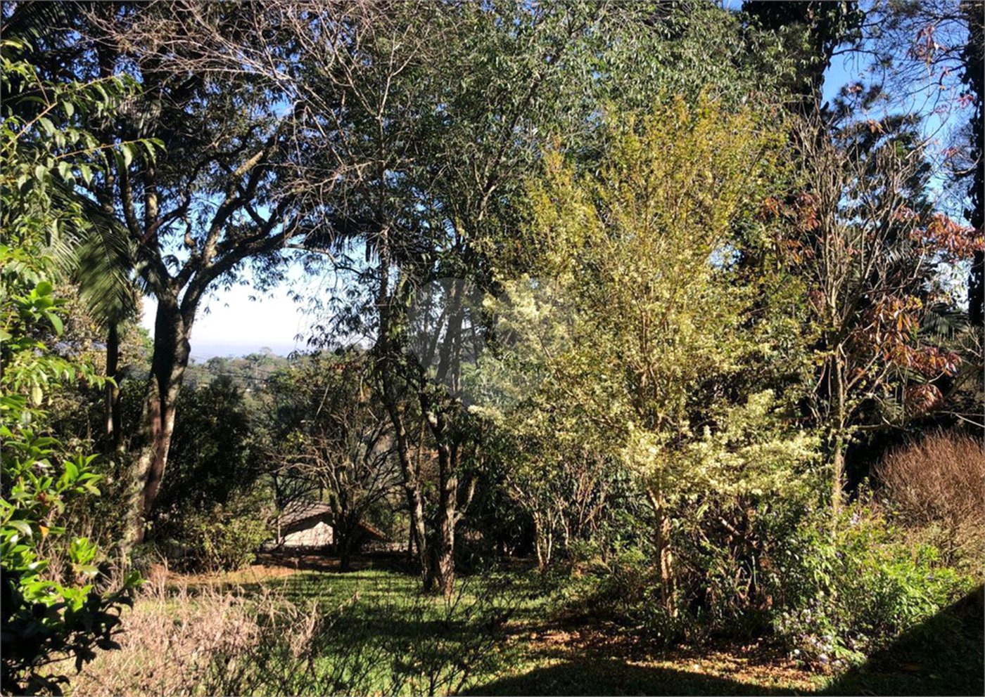 Casa à venda com 5 quartos, sendo 3 suítes, em Serra da Cantareira, Mairiporã, SP