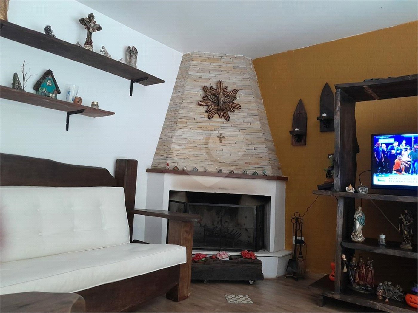 Casa à venda com 6 quartos, sendo 3 suítes, em Rolinópolis, São Paulo, SP