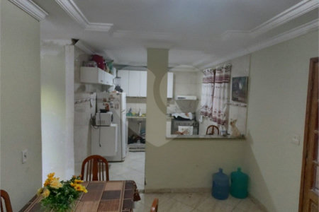 Duplex à venda com 3 quartos, sendo 1 suíte, em Santíssimo, Rio de Janeiro, RJ