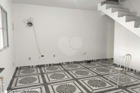 Casa à venda com 1 quarto em Jardim Varan, Suzano, SP