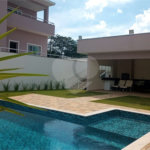 Casa à venda com 5 suítes no condomínio Village da Serra, Araçoiaba da Serra - SP